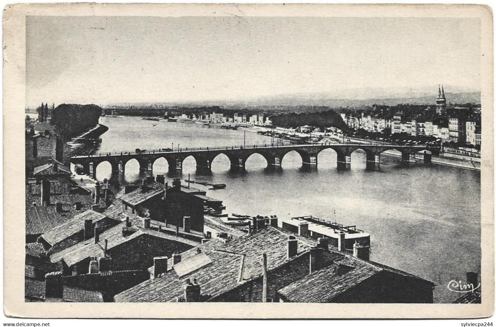 CPA 71 - MACON - VUE PANORAMIQUE - LE PONT - LES QUAIS - Macon