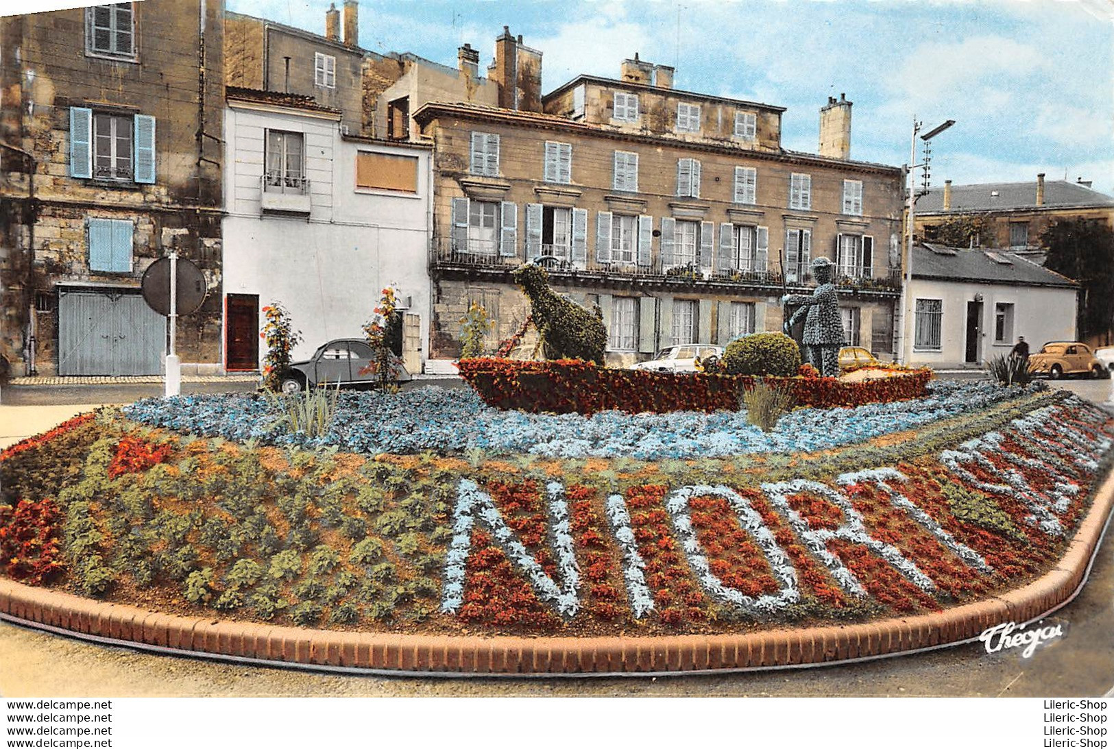 AUTOMOBILE 2 CV-PLACE DE LA RÉSITANCE NIORT 79 - CPSM ± 1960 ♥♥♥ - Voitures De Tourisme