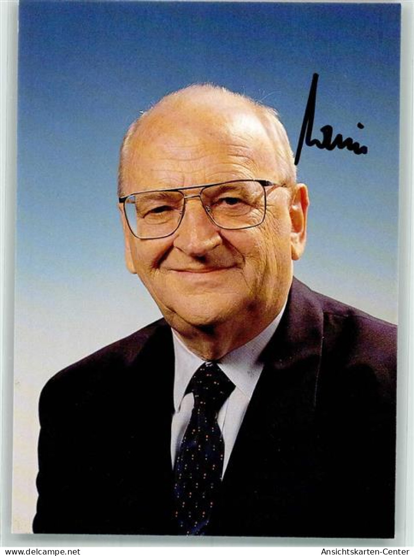 39622811 - Egidius Braun Ehrenpraesident DFB Autogramm - Soccer