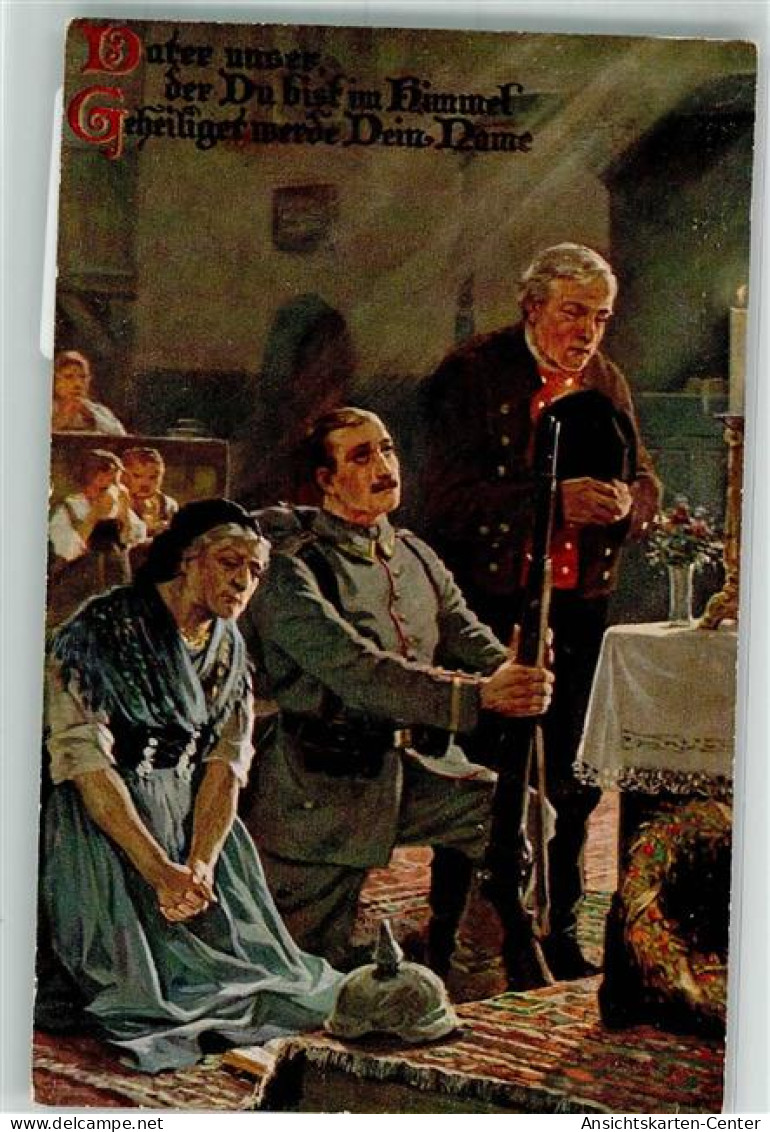 39805611 - Deutscher Landser In Uniform Betet Ein Letztes Mal In Der Heimatlichen Kirche Serie Vaterunser Nr. 1 Verlag  - Guerra 1914-18