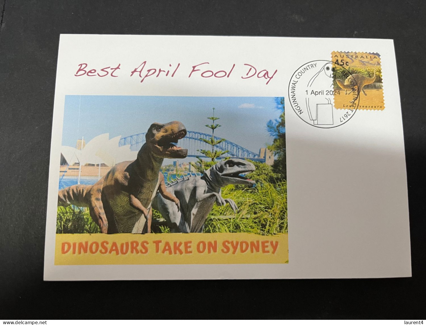 17-5-2024 (5 Z 17) Australian Running Dinosaur - April Fool Day (Dinosaur & 1st April 2024) - Préhistoriques