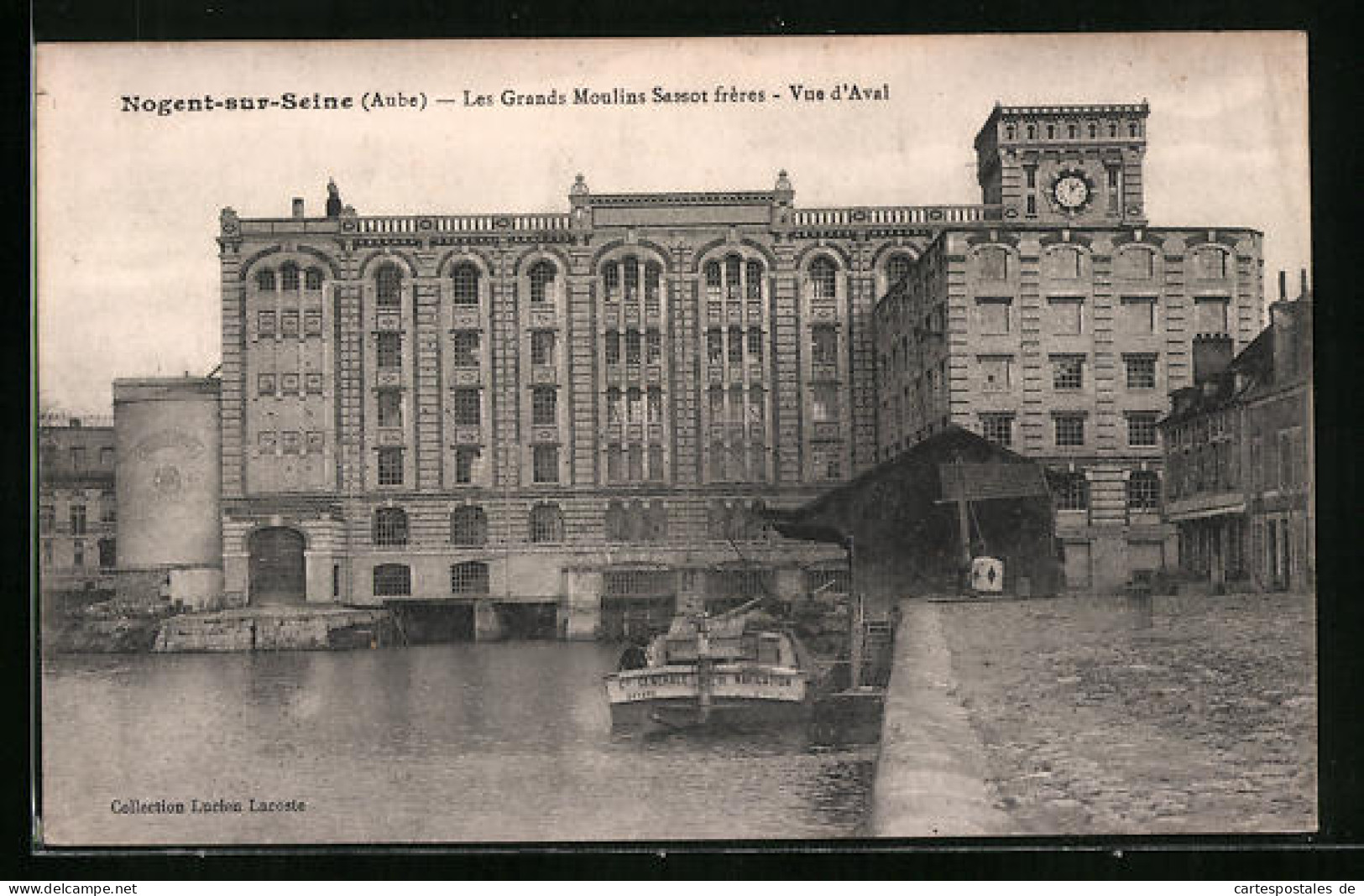 CPA Nogent-sur-Seine, Les Grands Moulins Sassot Frères, Vue D`Aval  - Nogent-sur-Seine