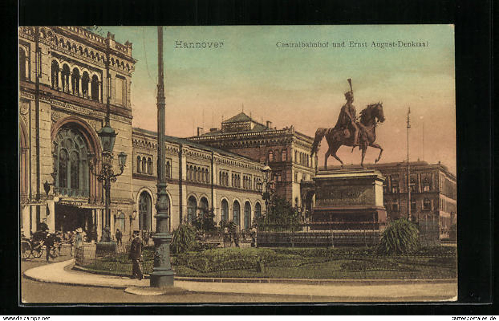 AK Hannover, Zentralbahnhof Und Ernst August-Denkmal  - Hannover