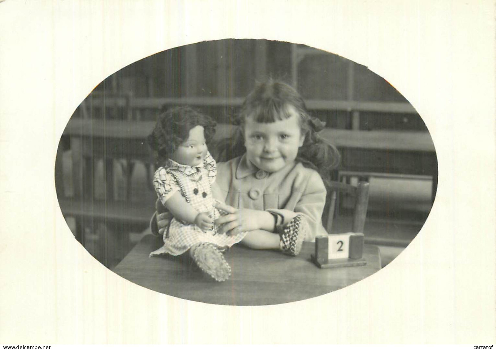 Photographie . Jeune Fille Et Sa Poupée - Ohne Zuordnung