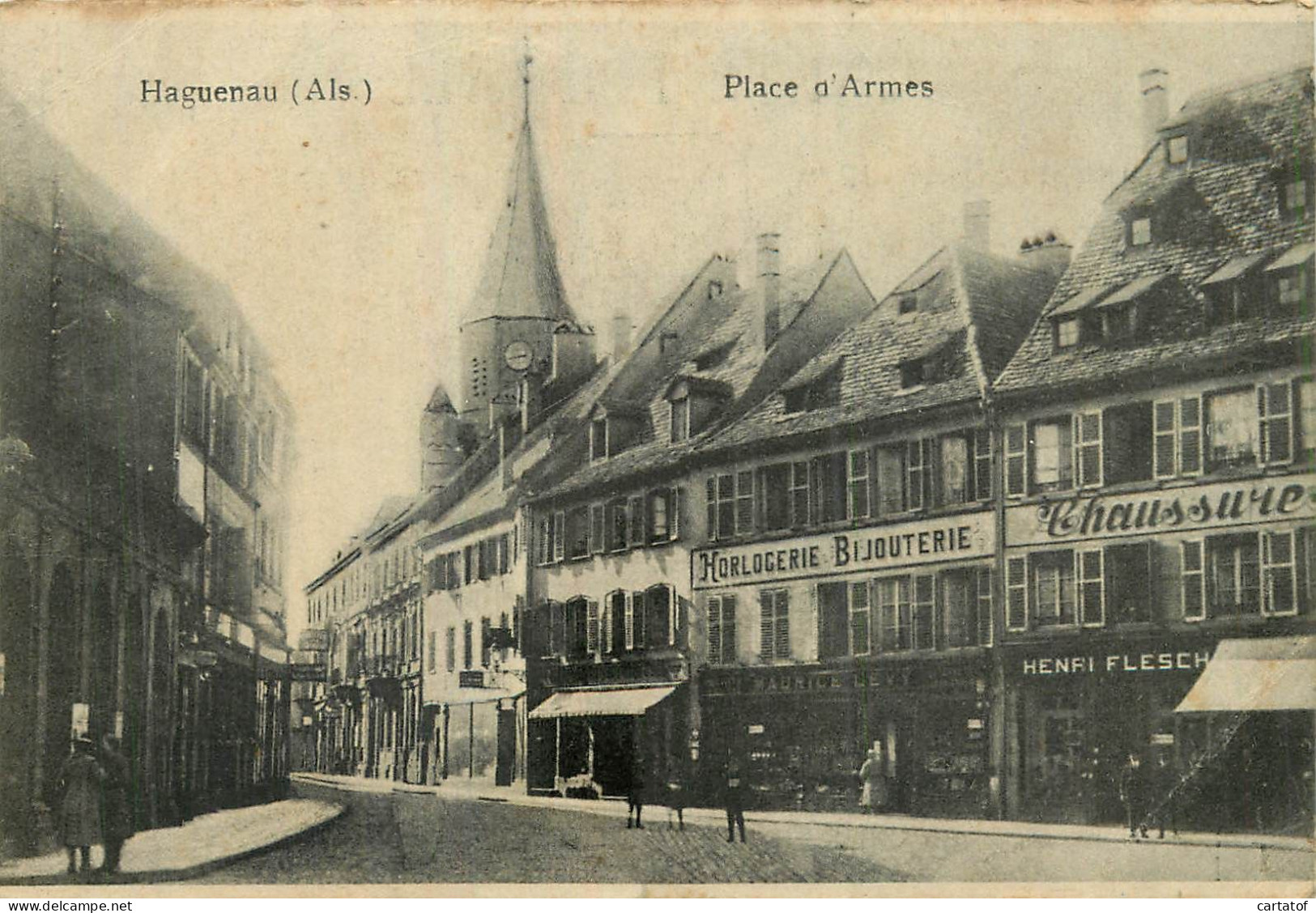 HAGUENAU . Place D'Armes . - Haguenau