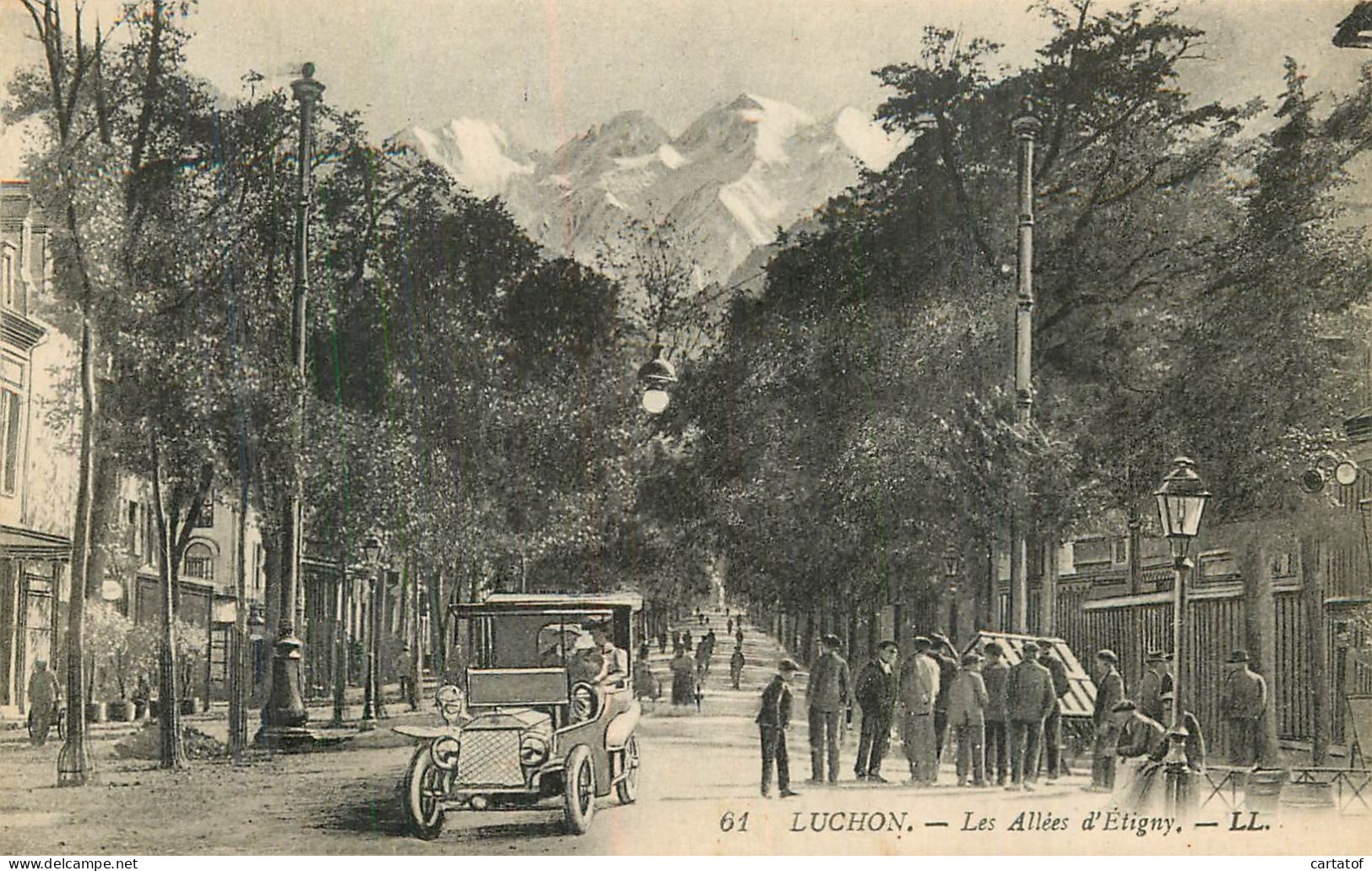 LUCHON . Les Allées D'Etigny / CPA Animée  - Luchon