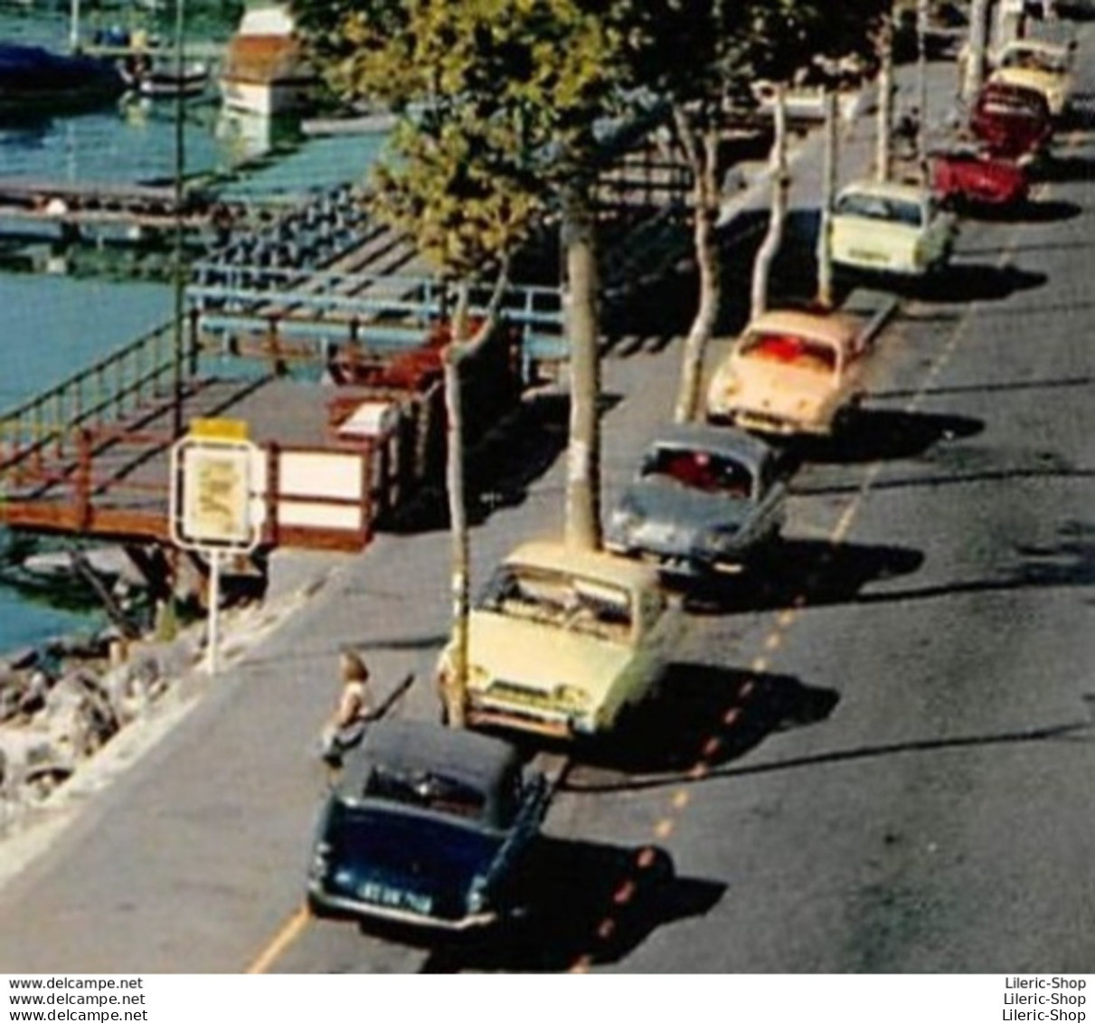 GOLFE JUAN - Le Port - Automobiles - Ford Taunus 17 M, Renault Dauphine - 404 Peugeot - Voitures De Tourisme