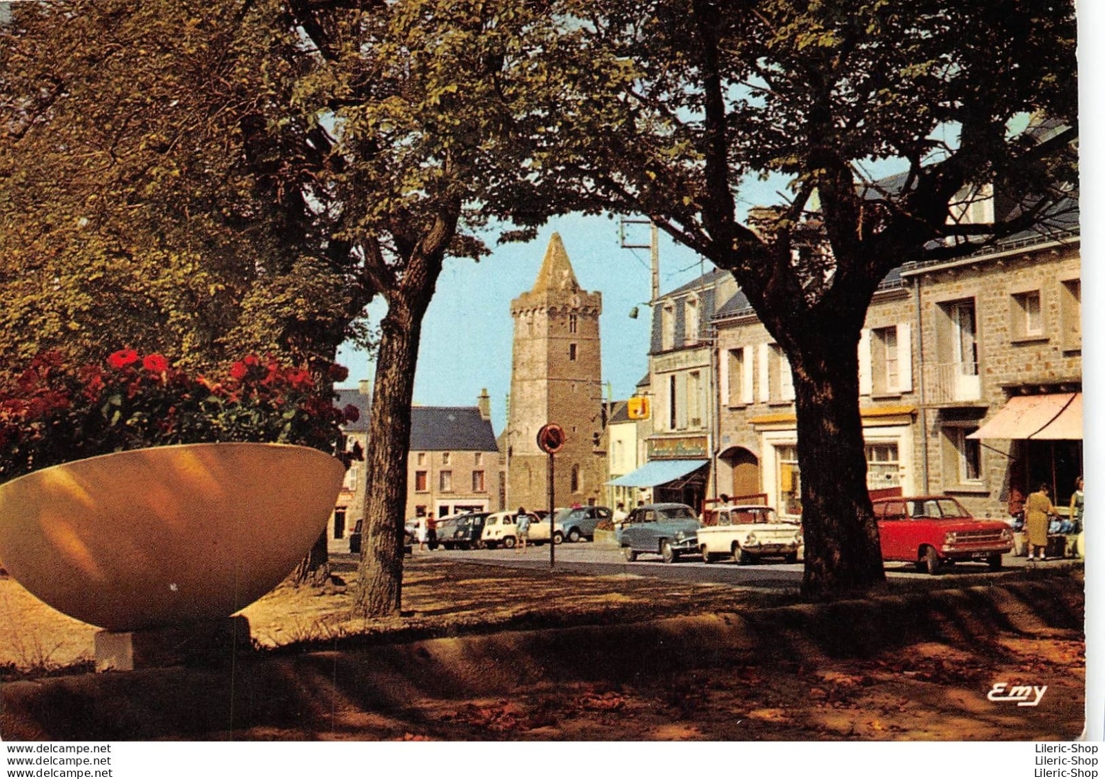 Portbail - La Place Aux Arbres ▬  Automobiles - Opel Kadett -  NSU Prinz  - Aronde - 4 L - 2 Cv - Sonstige & Ohne Zuordnung