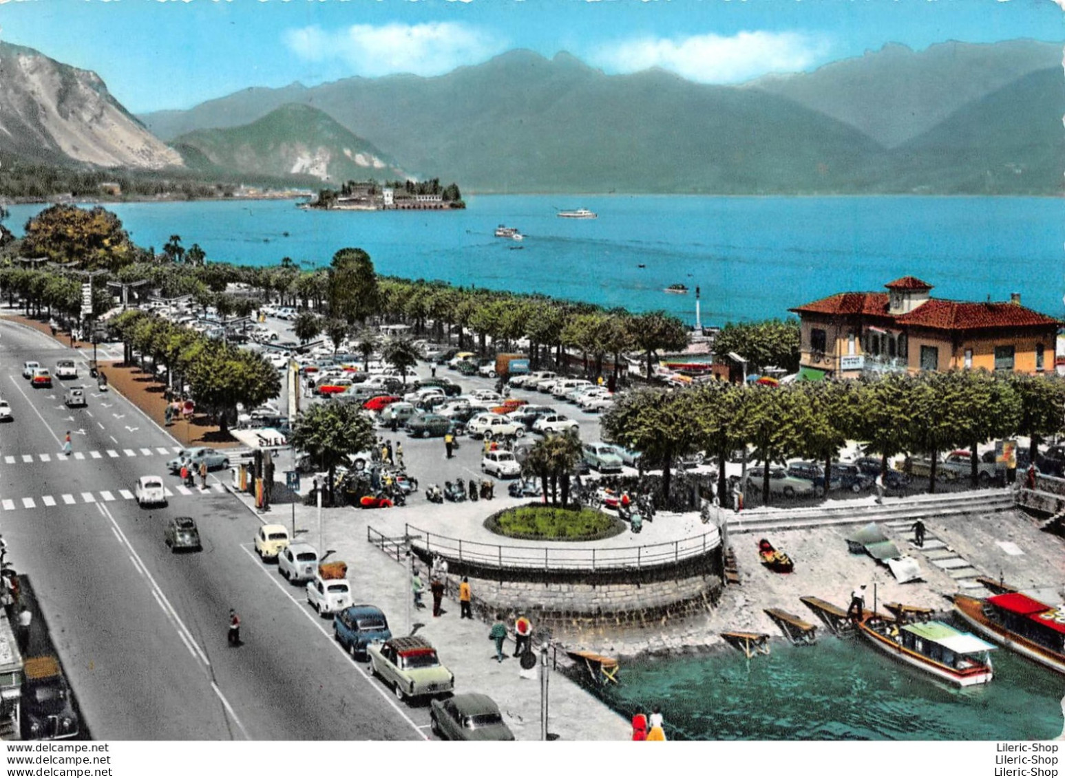 ITALIA ITALIE►CPSM►1962►LAGO MAGGIORE►STRESA E ISOLA BELLA►AUTOMOBILES►FIAT 500►POMPE ESSENCE SHELL►A. PREDA - MILANO - Other & Unclassified