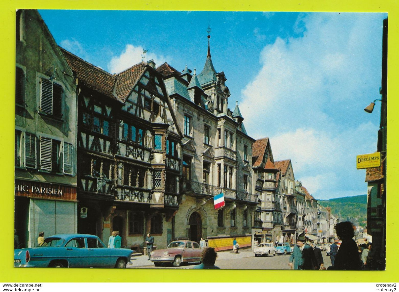 67 SAVERNE N°6995 Grand Rue AU CHIC PARISIEN Simca Ariane 4 Panhard PL17 Dauphine 2CV Enseigne DESCAMPS Hôtel De Ville - Saverne