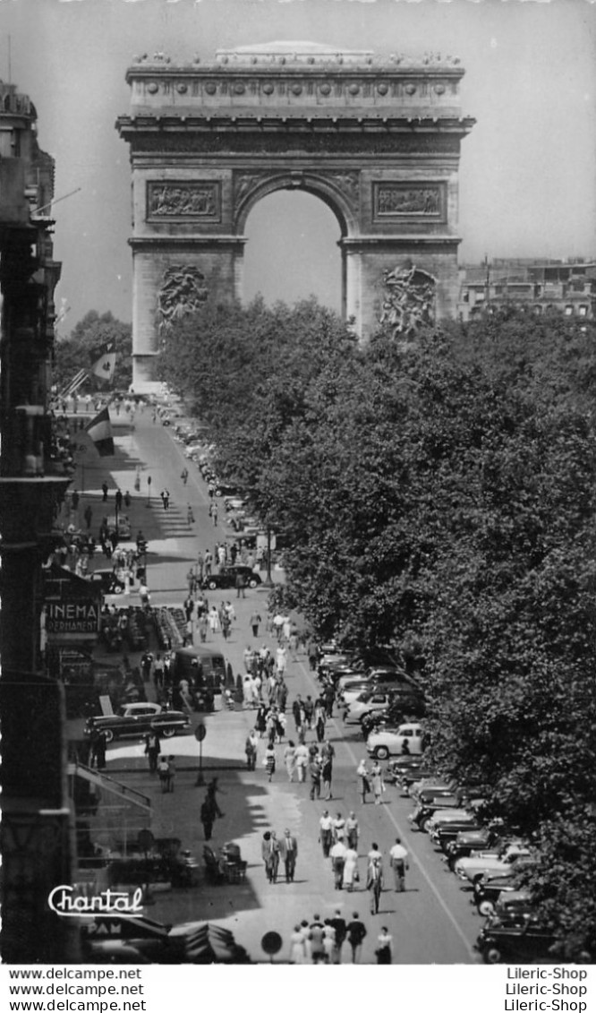 15 PARIS (75) Les Champs-Elysées Vers I'Arc De Triomphe - Automobiles -  Éditions CHANTAL  - Arc De Triomphe