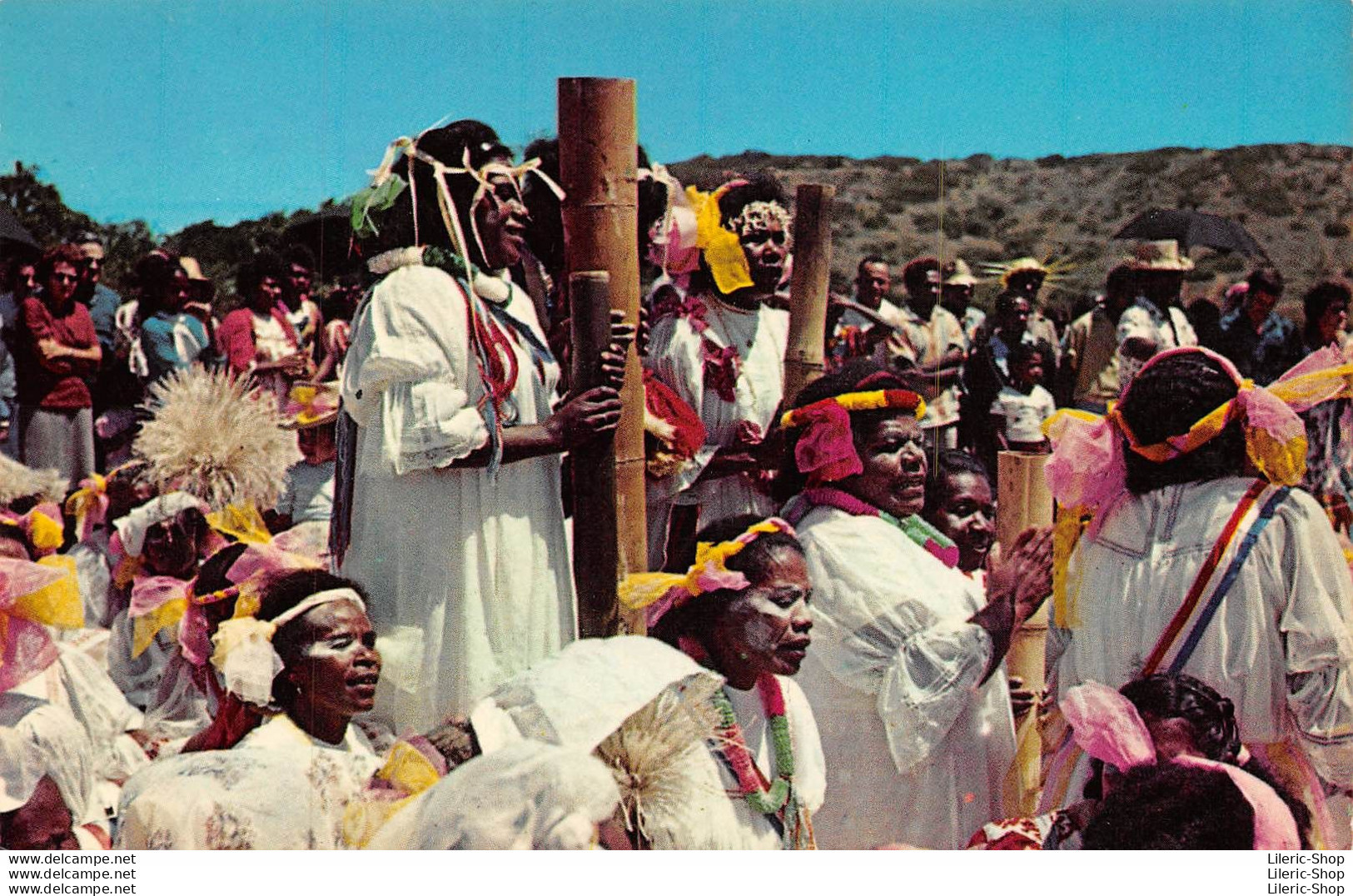 NOUVELLE-CALEDONIE NOUMEA - LE TAM-TAM DU PILOU-PILOU EXCLUSIVITE DE LA LIBRAIRIE ED. PENTECOST. NOUMEA  - New Caledonia