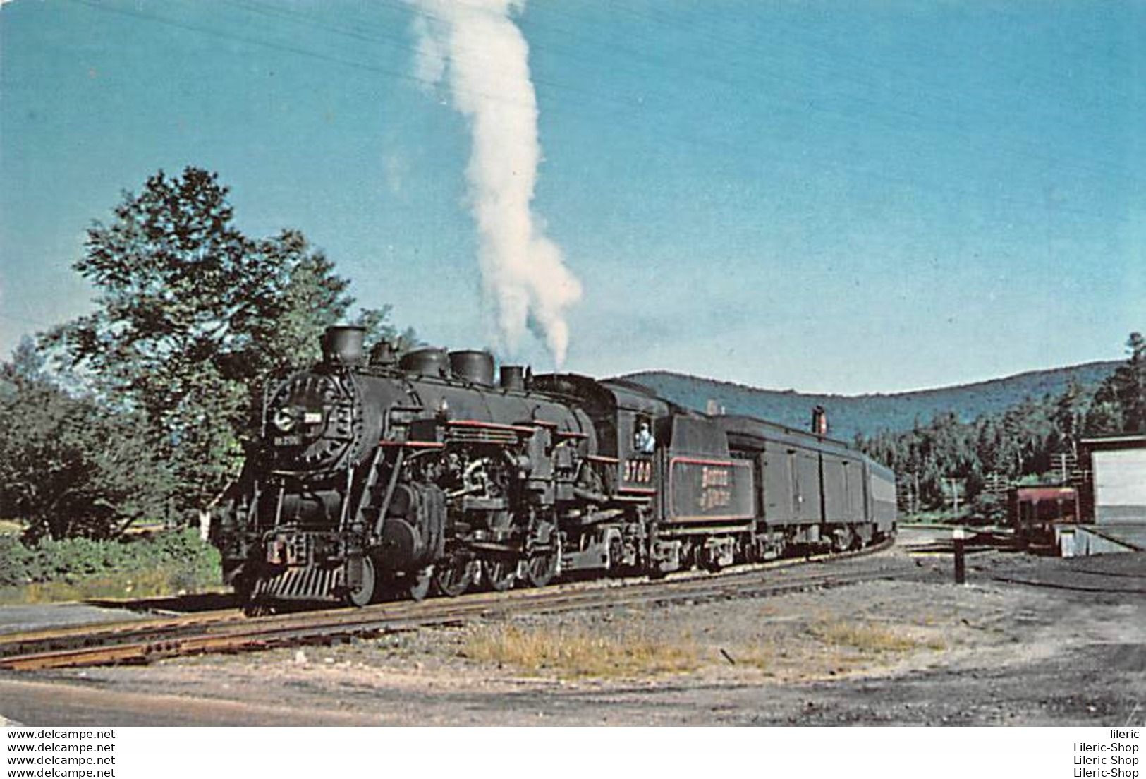 BOSTON & MAINE 3700 - A STOP AT FABYAN, N.H. FOR B&M PACIFIC, 22 07 1950 # TRAINS # US - Eisenbahnen