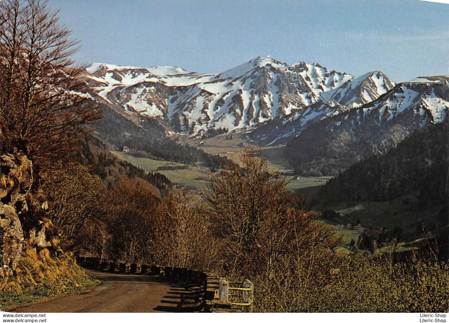 [63]  LE MONT-DORE - SANCY (63-Puy-de-Dôme) Le SANCY 1886 M., Vue De La Route Du Col De La Croix St. Robert. - Le Mont Dore
