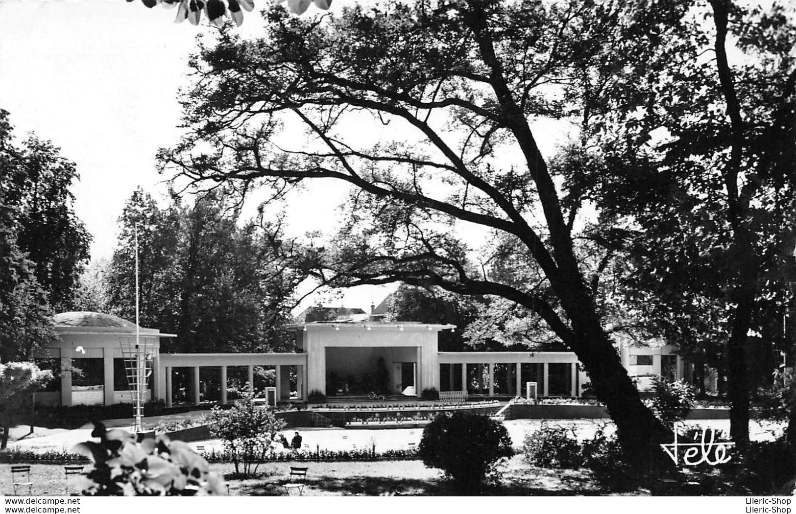 73100 AIX-les-BAINS Le Parc Et Le Théâtre De Verdure. - Aix Les Bains