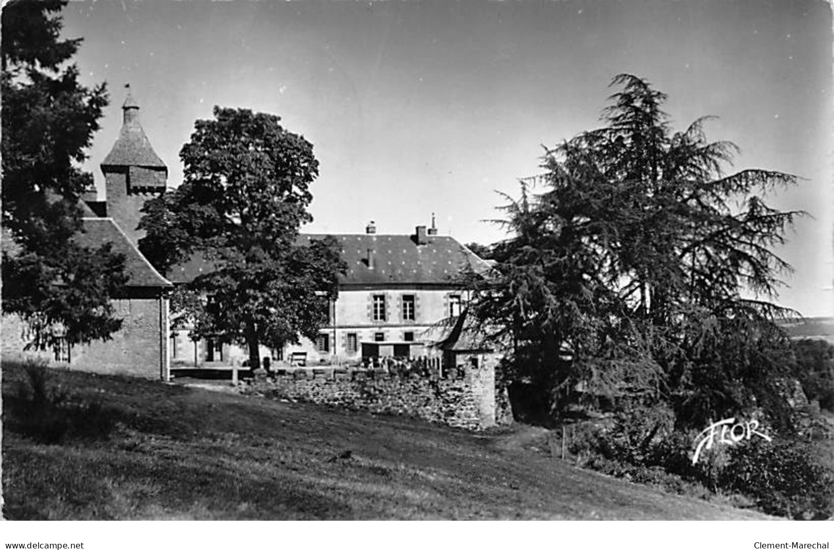 Environs D'AHUN - Le Château De Massenon - Très Bon état - Sonstige & Ohne Zuordnung