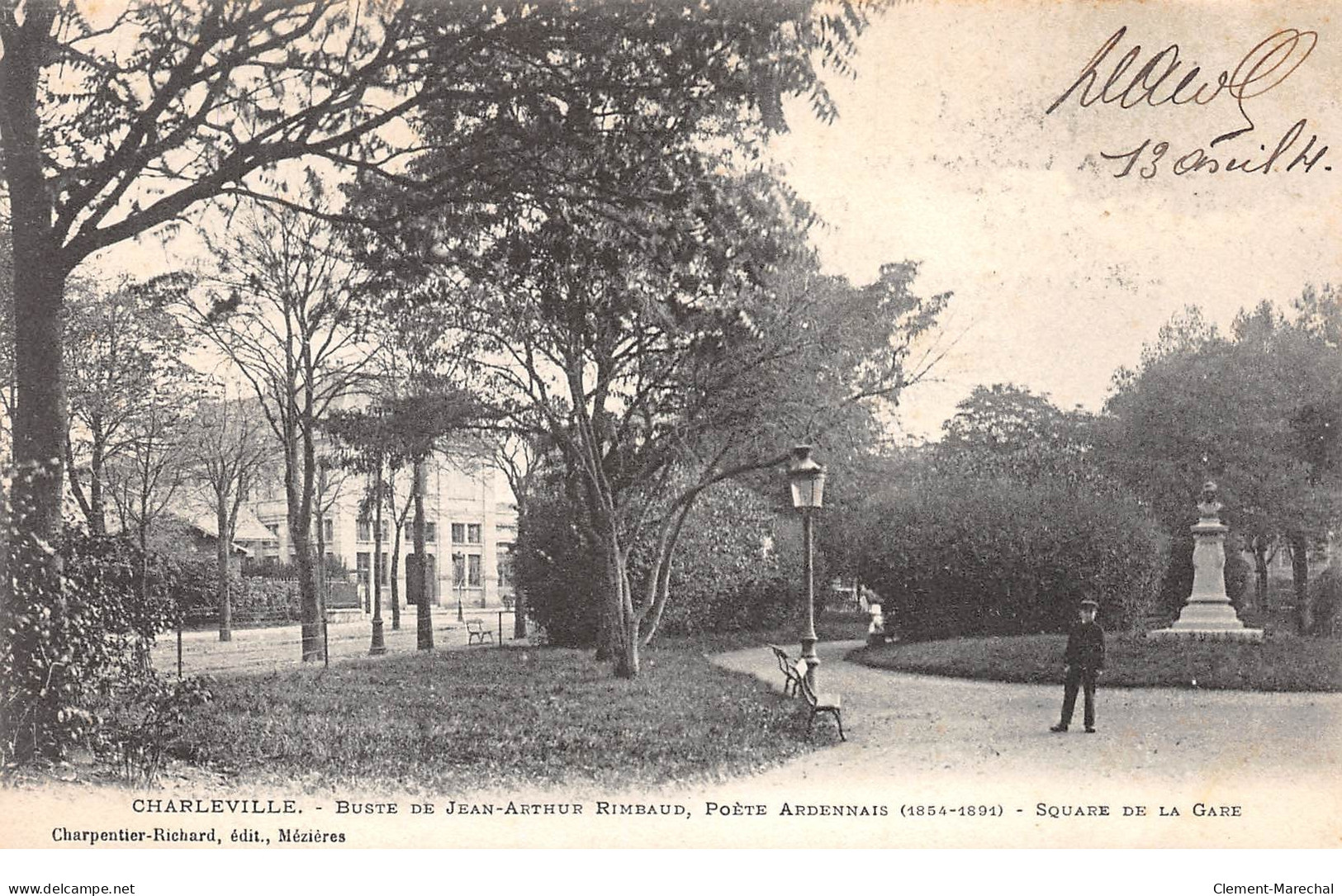 CHARLEVILLE - Buste De Jean Arthur Rimbaud, Poète Ardennais - Sqaure De La Gare - Très Bon état - Charleville