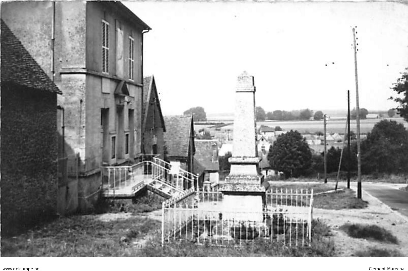 NOYERS - La Mairie - Très Bon état - Autres & Non Classés