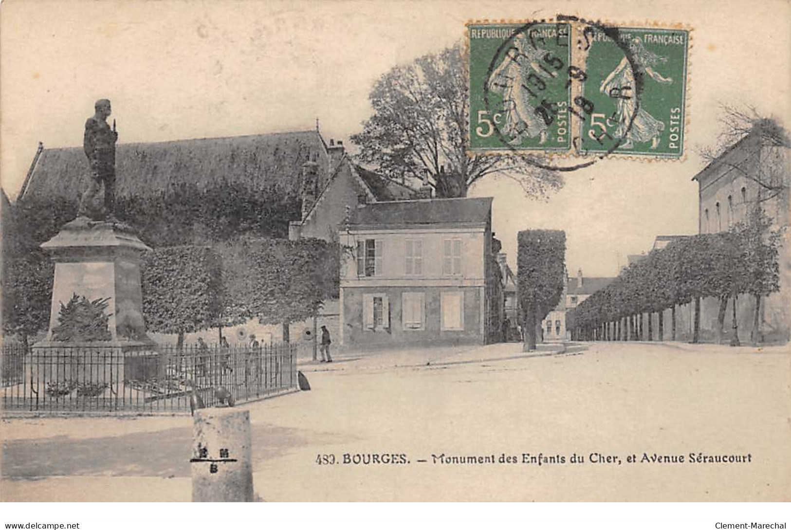 BOURGES - Monument Des Enfants Du Cher Et Avenue Séraucourt - Très Bon état - Bourges