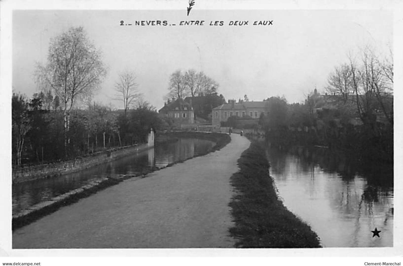 NEVERS - Entre Les Deux Eaux - Très Bon état - Nevers