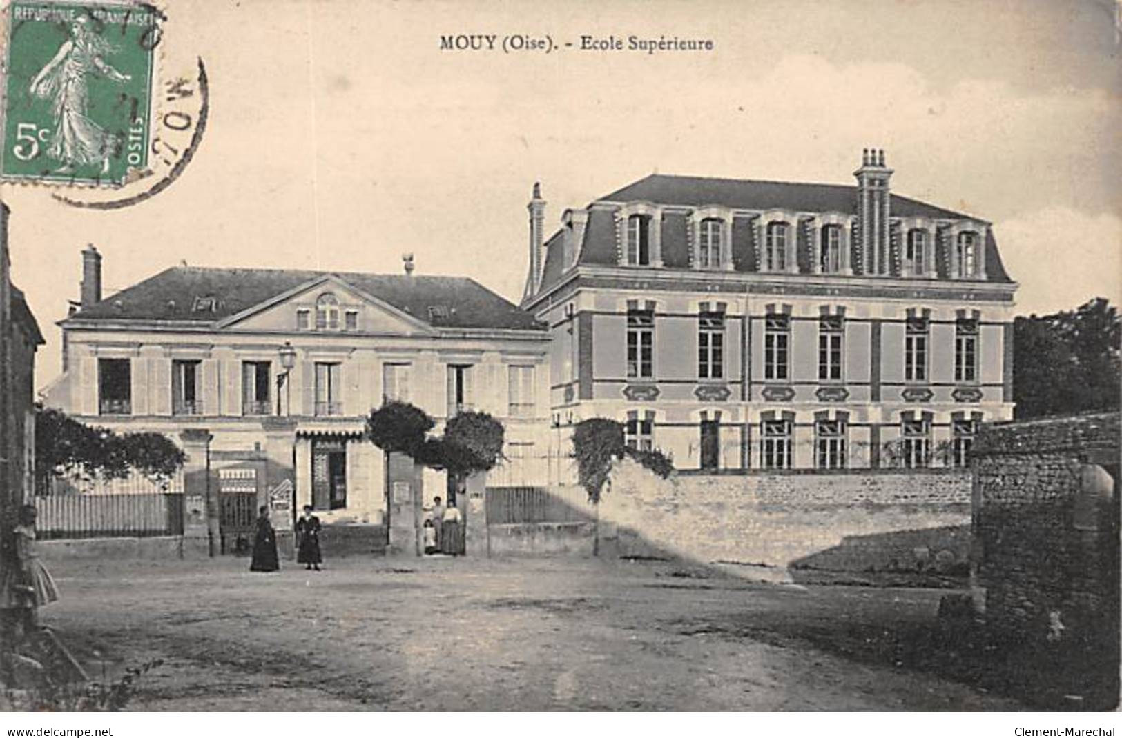 MOUY - Ecole Supérieure - Très Bon état - Mouy