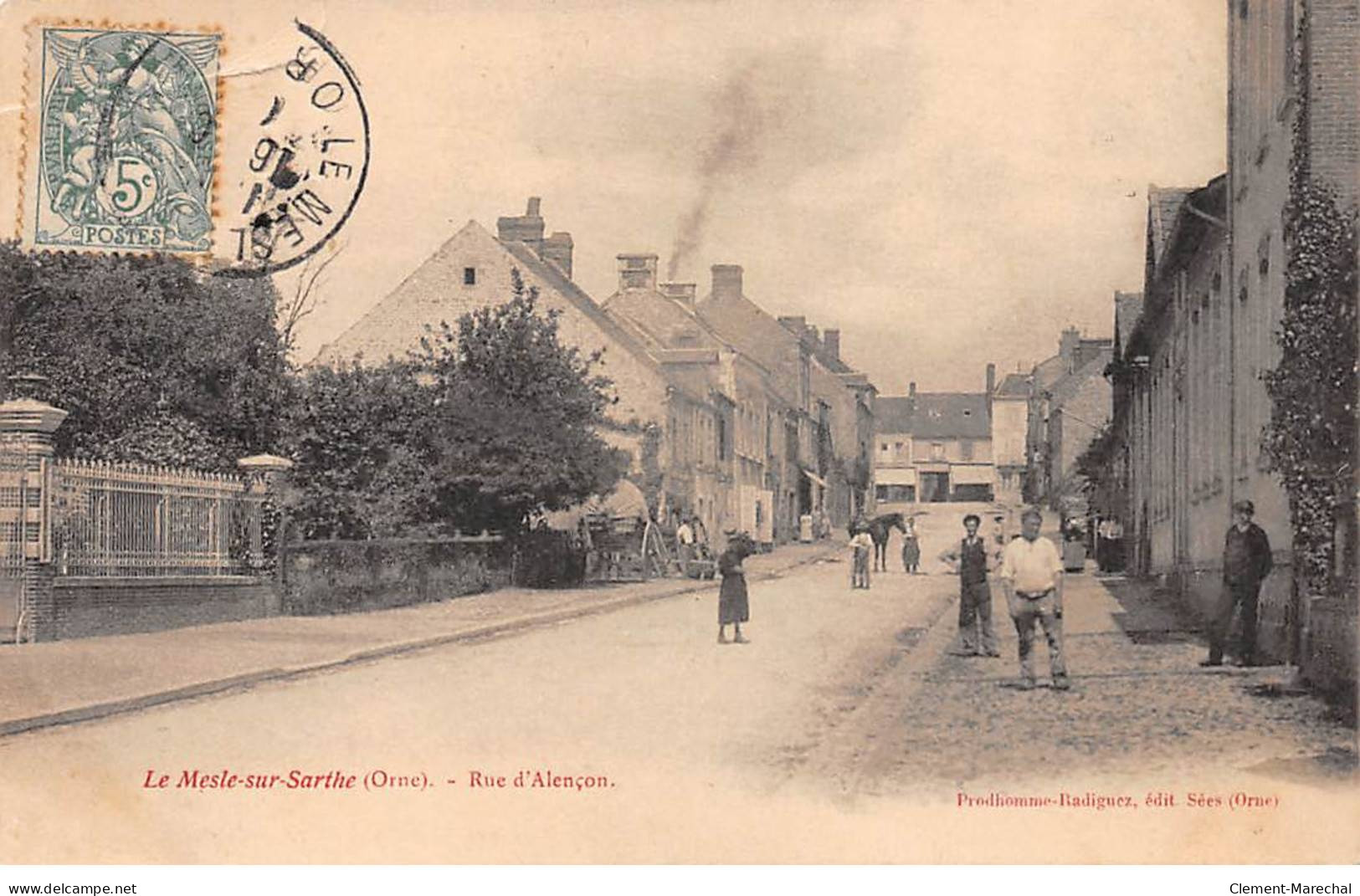 LE MESLE SUR SARTHE - Rue D'Alençon - état - Le Mêle-sur-Sarthe