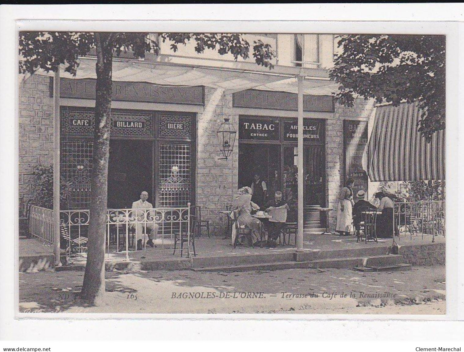 BAGNOLES-DE-L'ORNE : Terrasse Du Café De La Renaissance - Très Bon état - Bagnoles De L'Orne