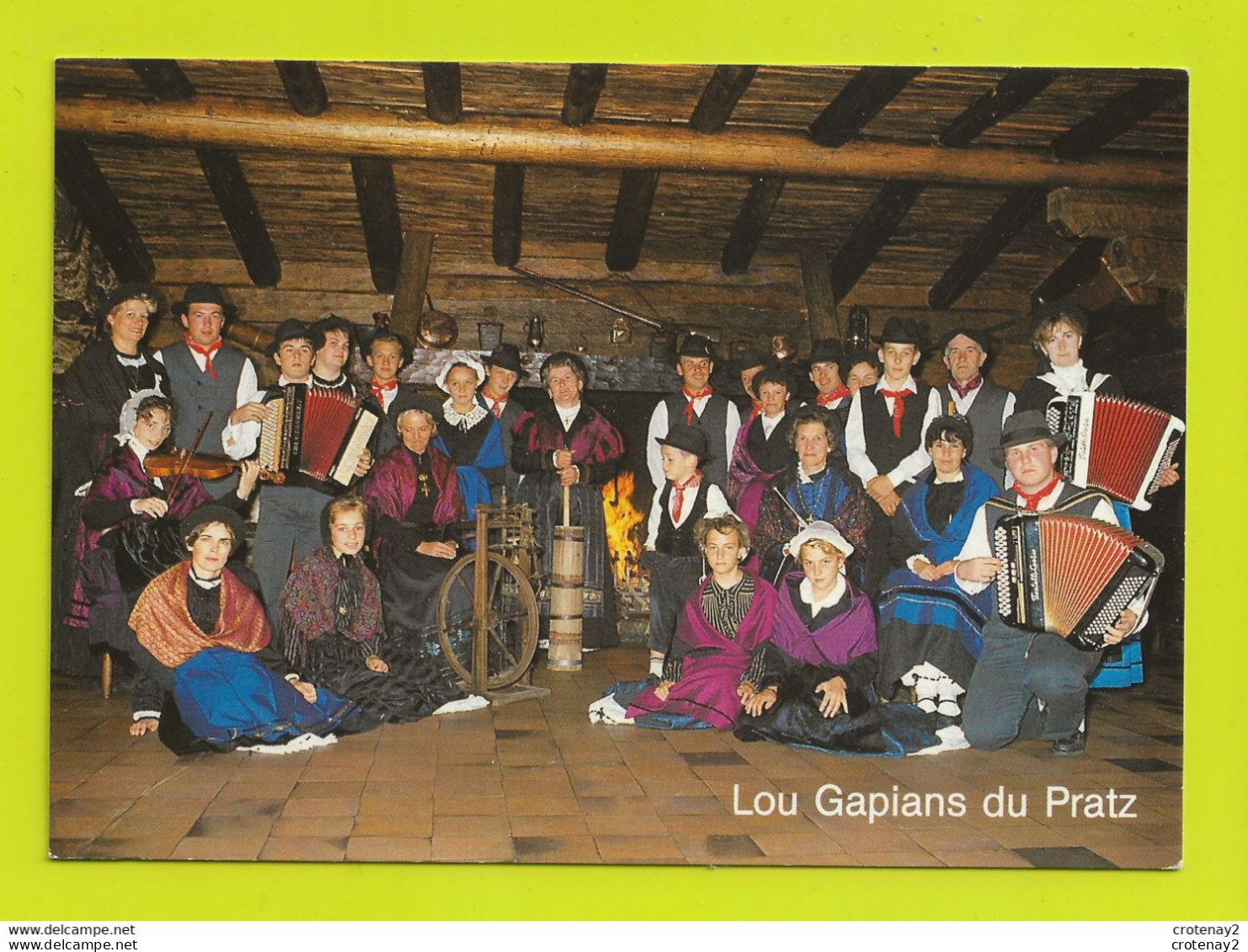 74 PRAZ Sur ARLY Vers Megève LOU GAPIANS DU PRATZ Groupe Folklorique Accordéons Rouet Violon VOIR DOS - Megève