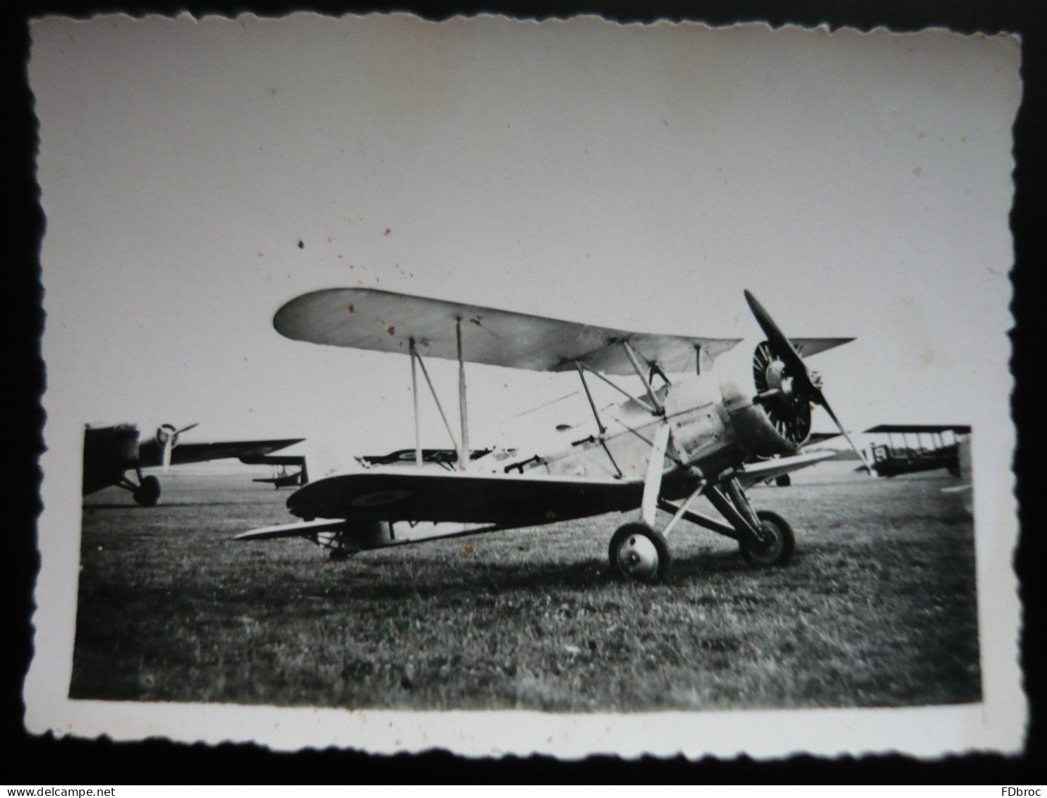 Ancienne Photo D'avion   ( Armée De L'Air -aviation Militaire ??  )  Petit Format 8,5 X 6 Cm - Aviation