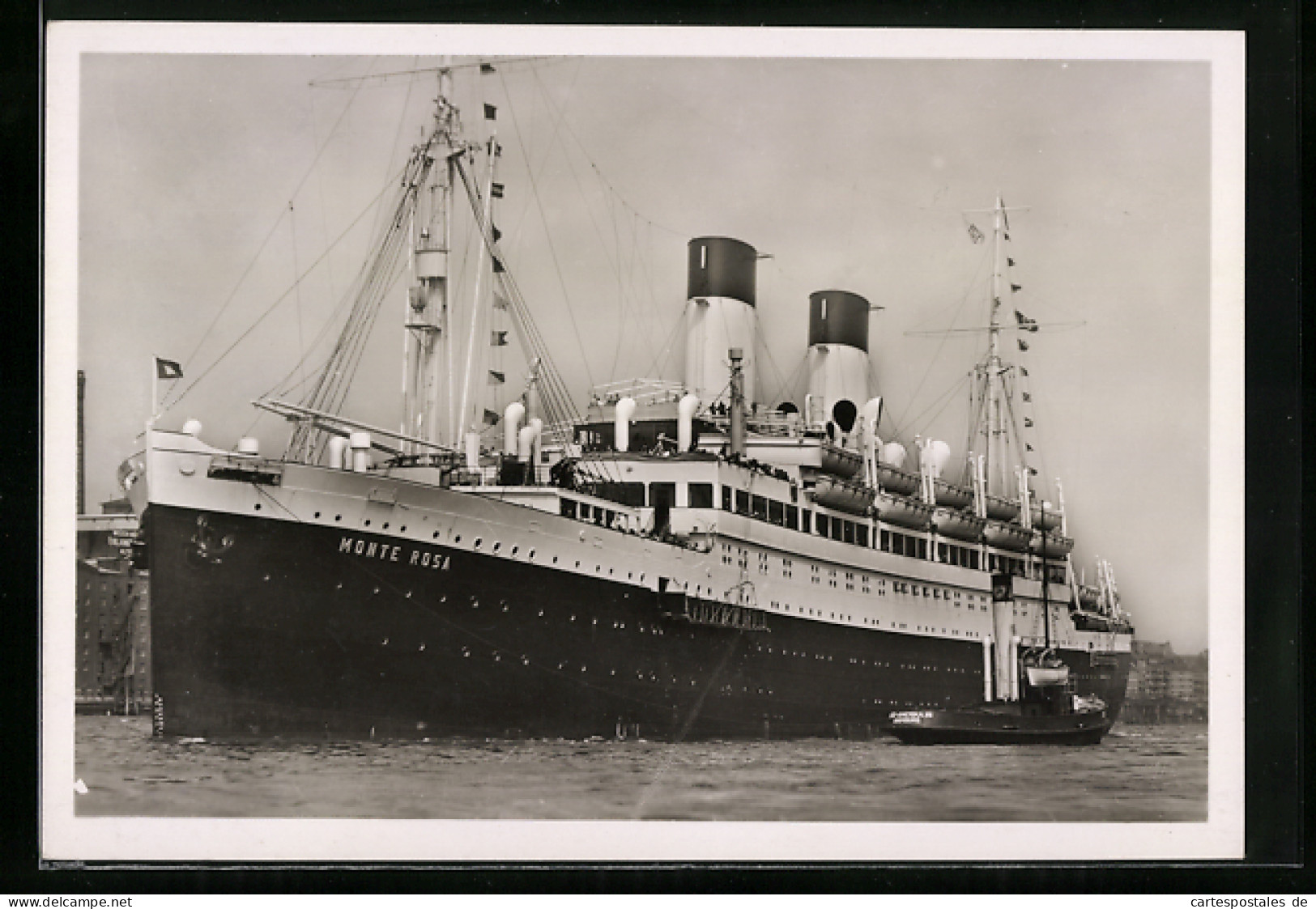 AK Passagierschiff MS Monte Rosa Liegt Im Hafen  - Steamers