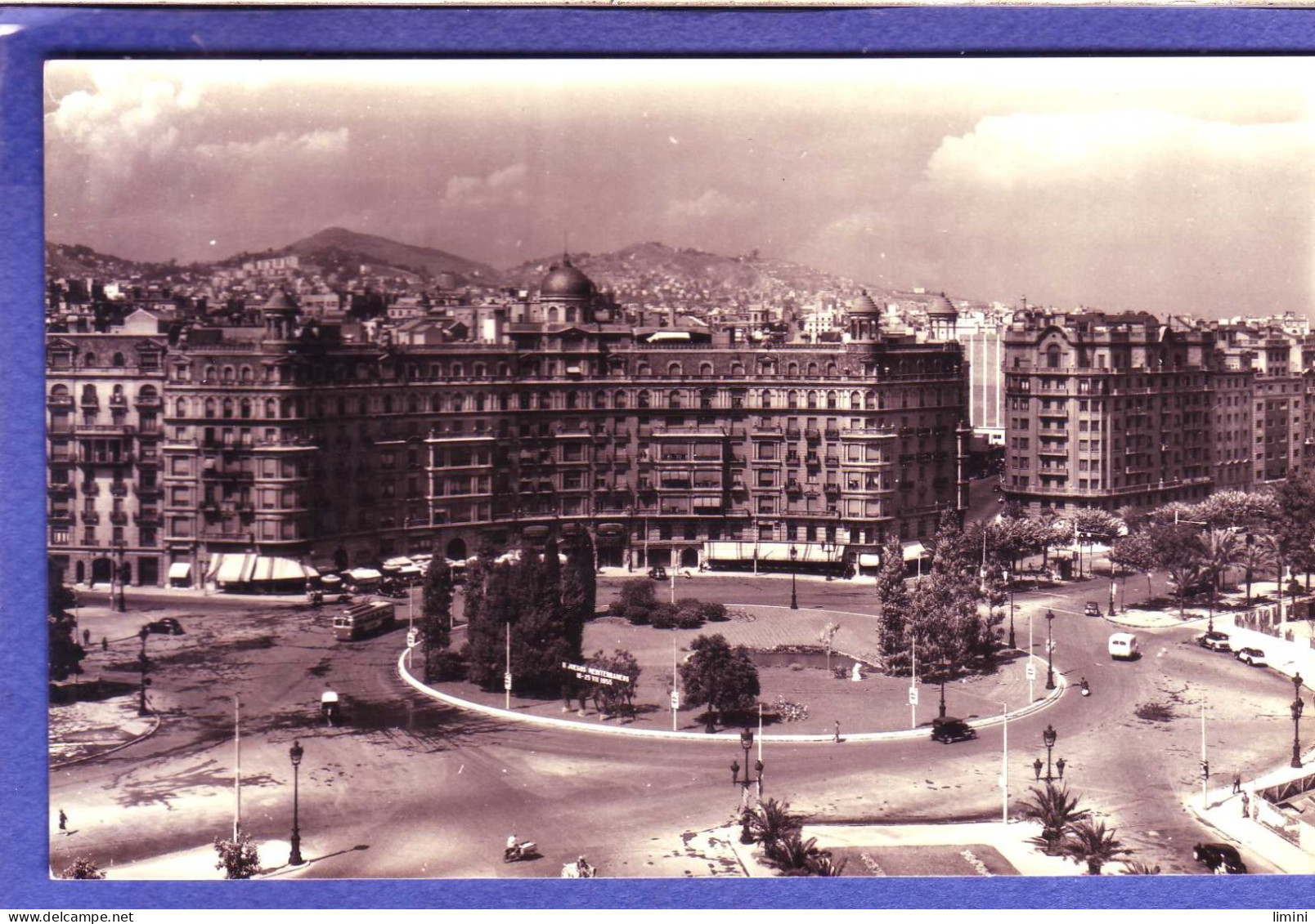 ESPAGNE - BARCELONE - PLACE De CALVO SOTELO - AUTOMOBILE -  - Barcelona