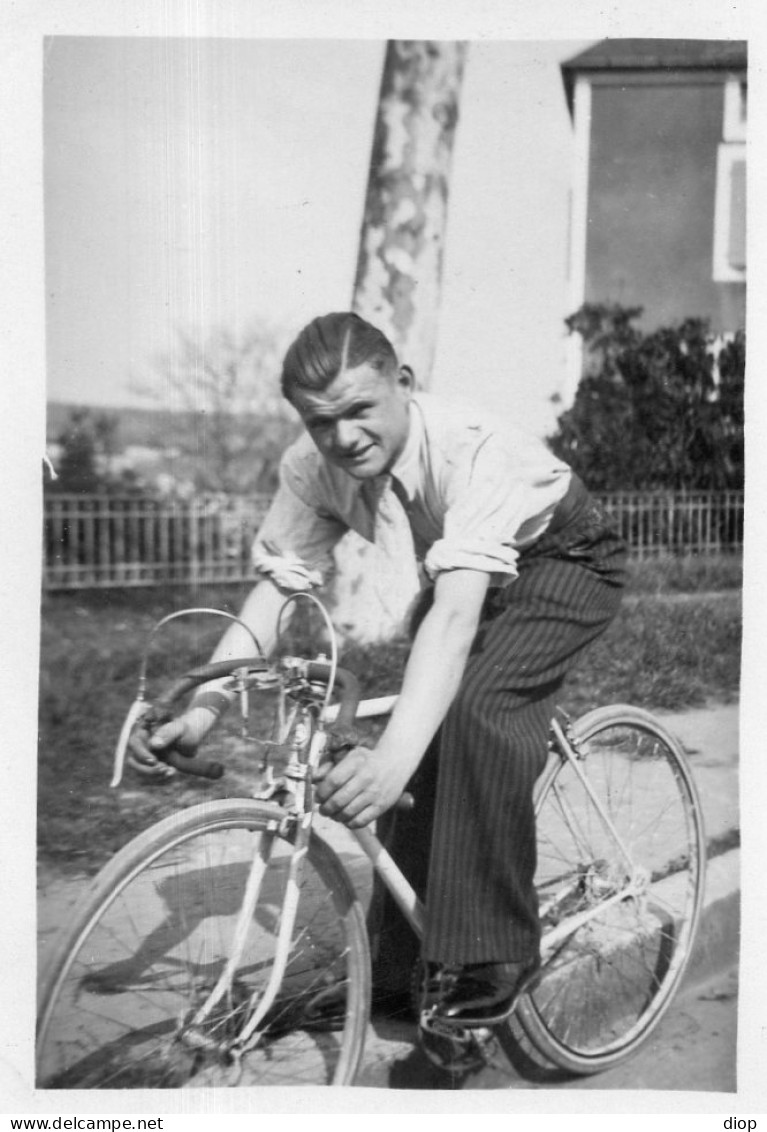 Photo Vintage Paris Snap Shop - Hommes Fashion Coupe Bicyclette - Sonstige & Ohne Zuordnung