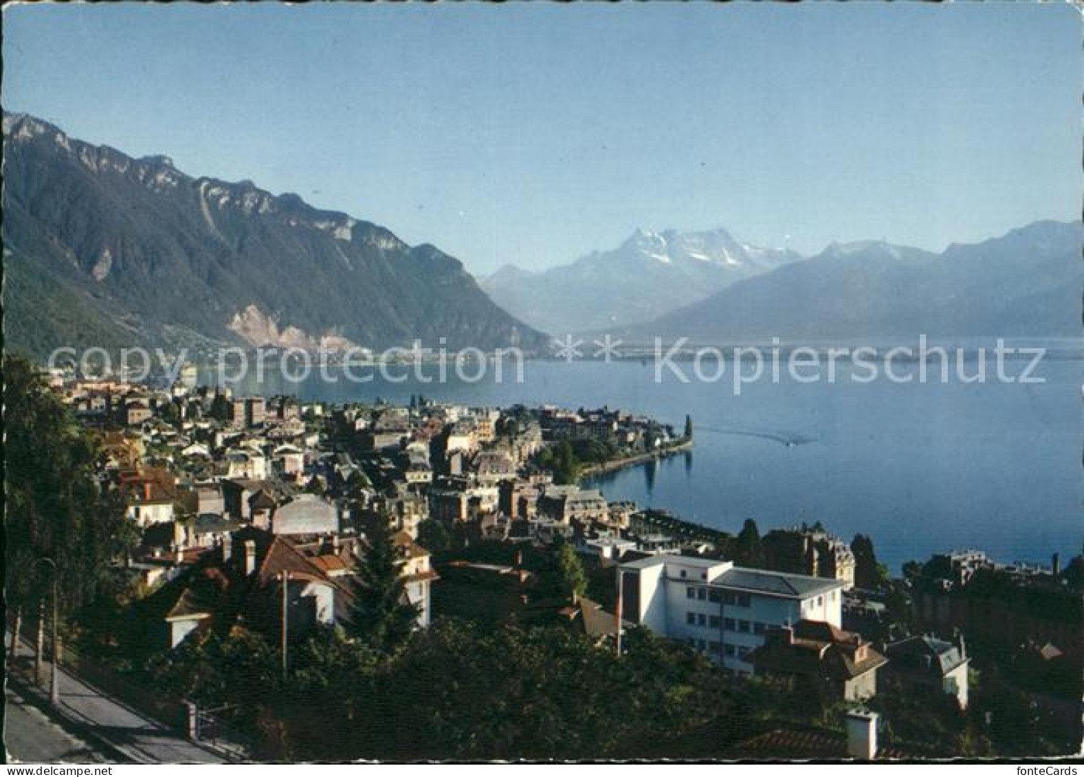 11695596 Montreux VD Vue Generale Et Les Dent Du Midi Montreux - Autres & Non Classés