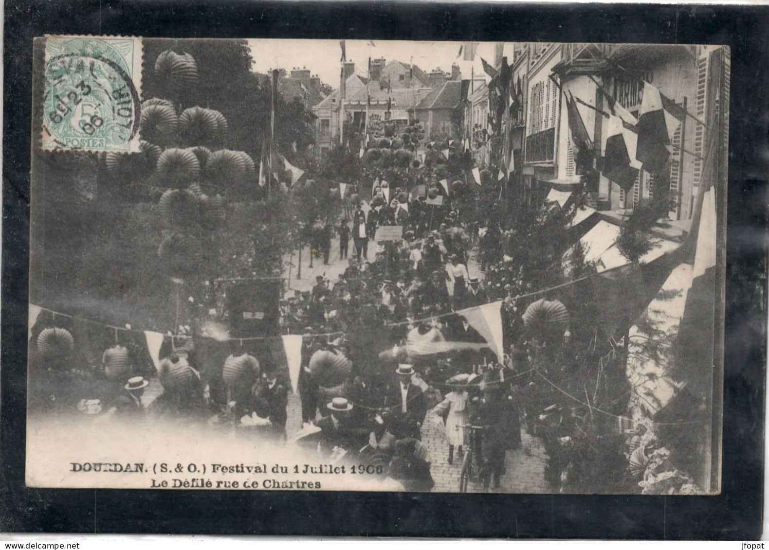 91 ESSONNE - DOURDAN Festival Du 1er Juillet 1906, Défilé Rue De Chartres - Dourdan