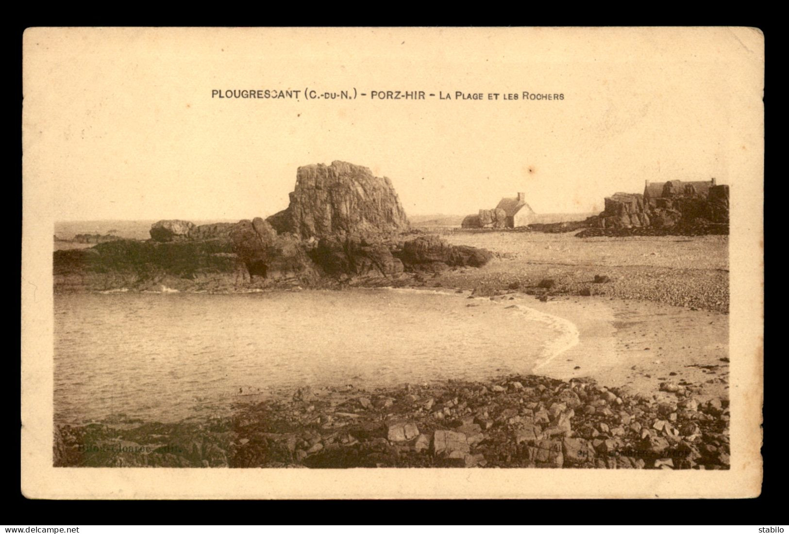 22 - PLOUGRESCANT - PORZ-HIR - LA PLAGE ET LES ROCHERS - VOIR L'ETAT - Plougrescant