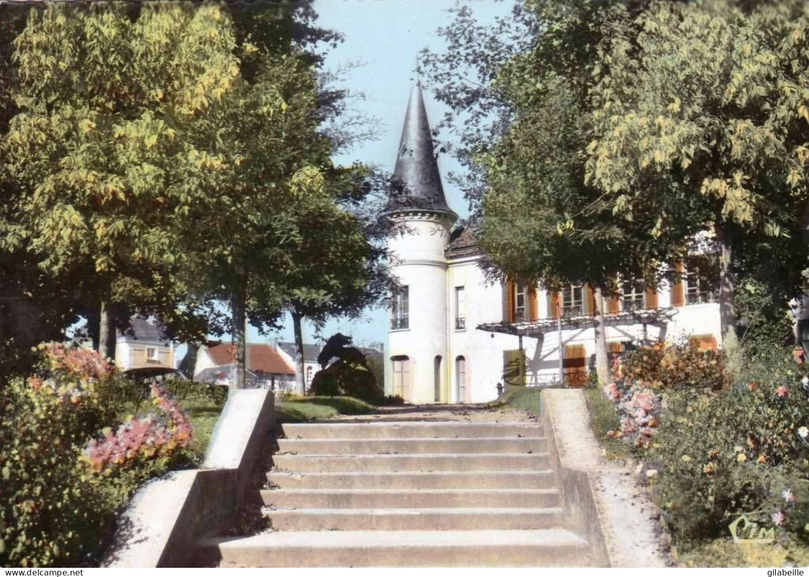 91 - Essonne -  SAINT CHERON -  L Hotel De Ville Et Son Parc - Saint Cheron