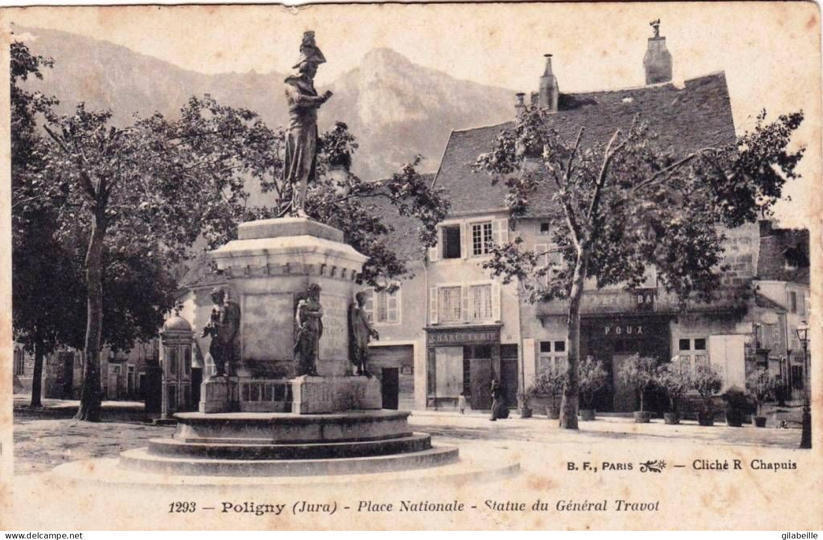 39 - Jura -  POLIGNY - Place Nationale - Statue Du General Travot - Poligny