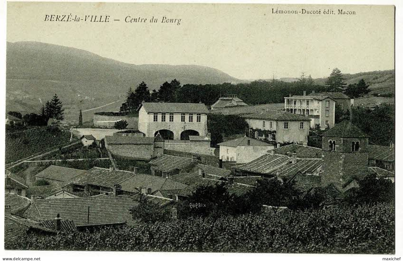 Berzé La Ville - Centre Du Bourg - Pas Circulé - Autres & Non Classés