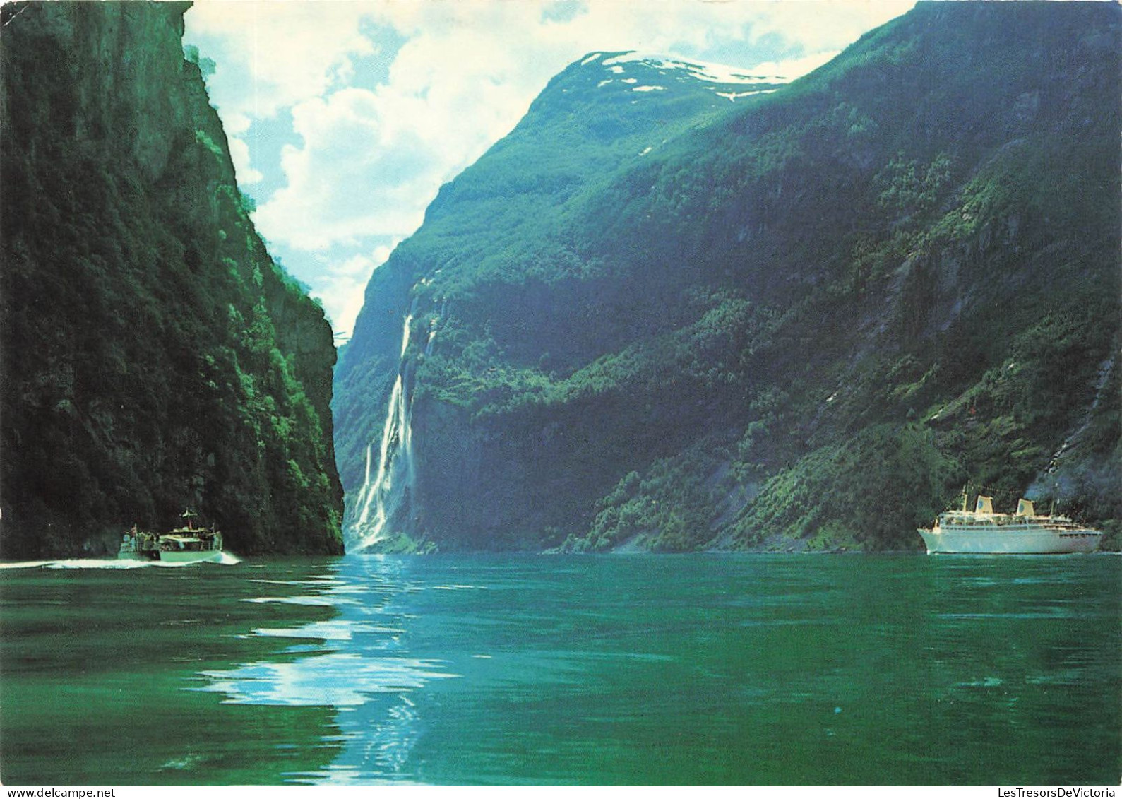 NORVEGE - Geiranger - Sailing Towards The Waterfalls "The Seven Sistesr"- Colorisé - Carte Postale - Norway