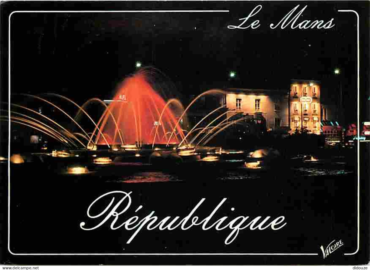 72 - Le Mans - La Place De La République Illuminée - Vue De Nuit - CPM - Voir Scans Recto-Verso - Le Mans