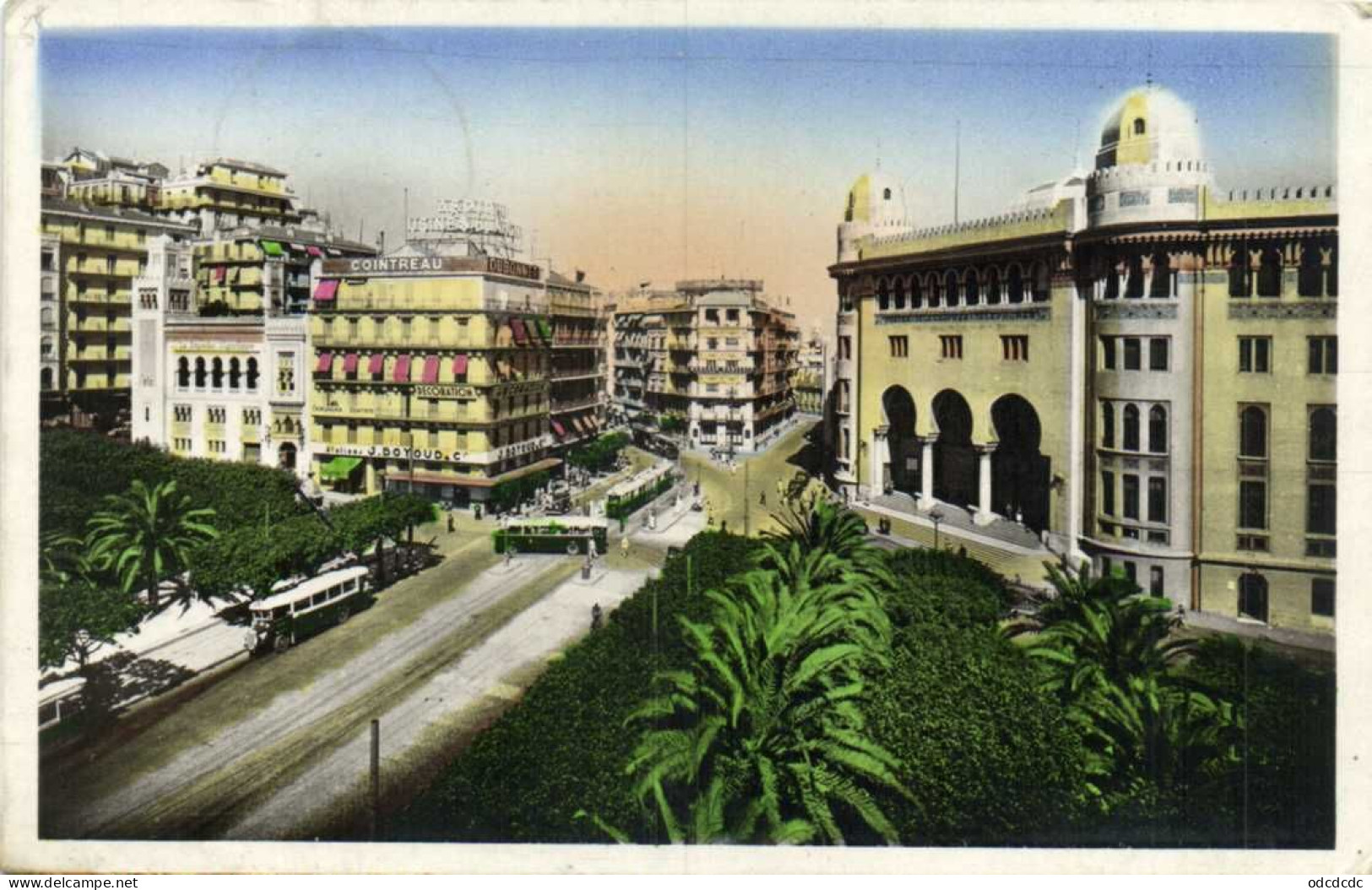 ALGER Carrefour De La Rue D' Isly Autobus 's   Colorisée RV Cachet Ecole De Cavalerie - Alger