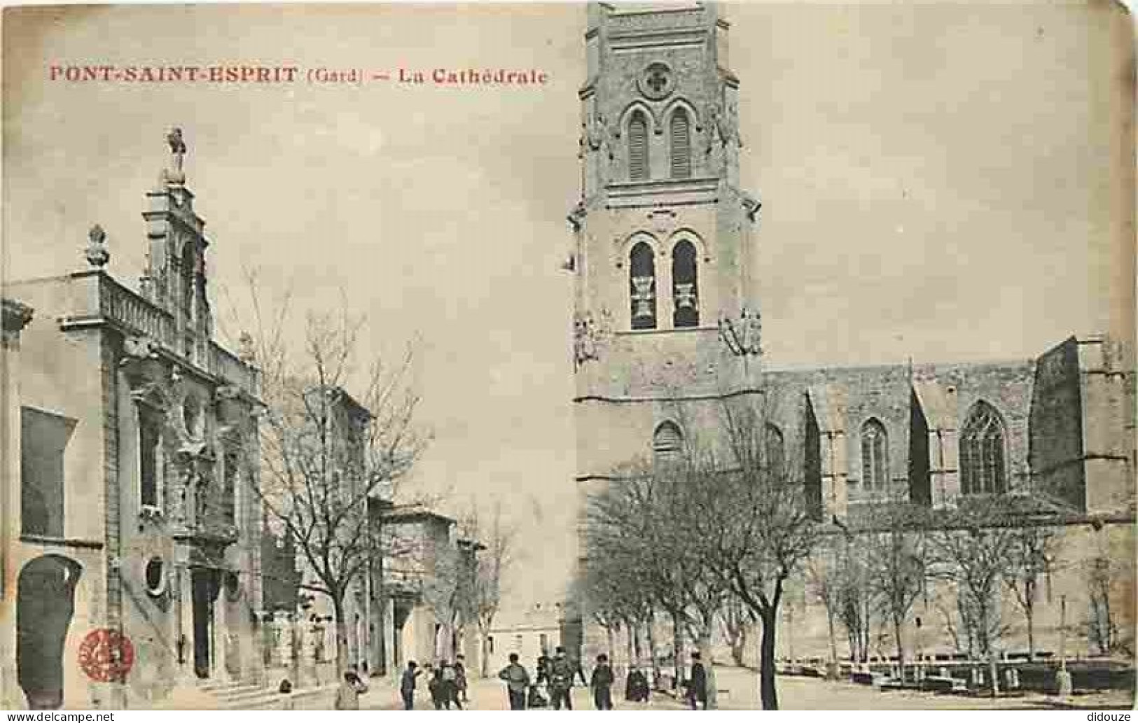 30 - Pont Saint Esprit - La Cathédrale - Animée - CPA - Voir Scans Recto-Verso - Pont-Saint-Esprit