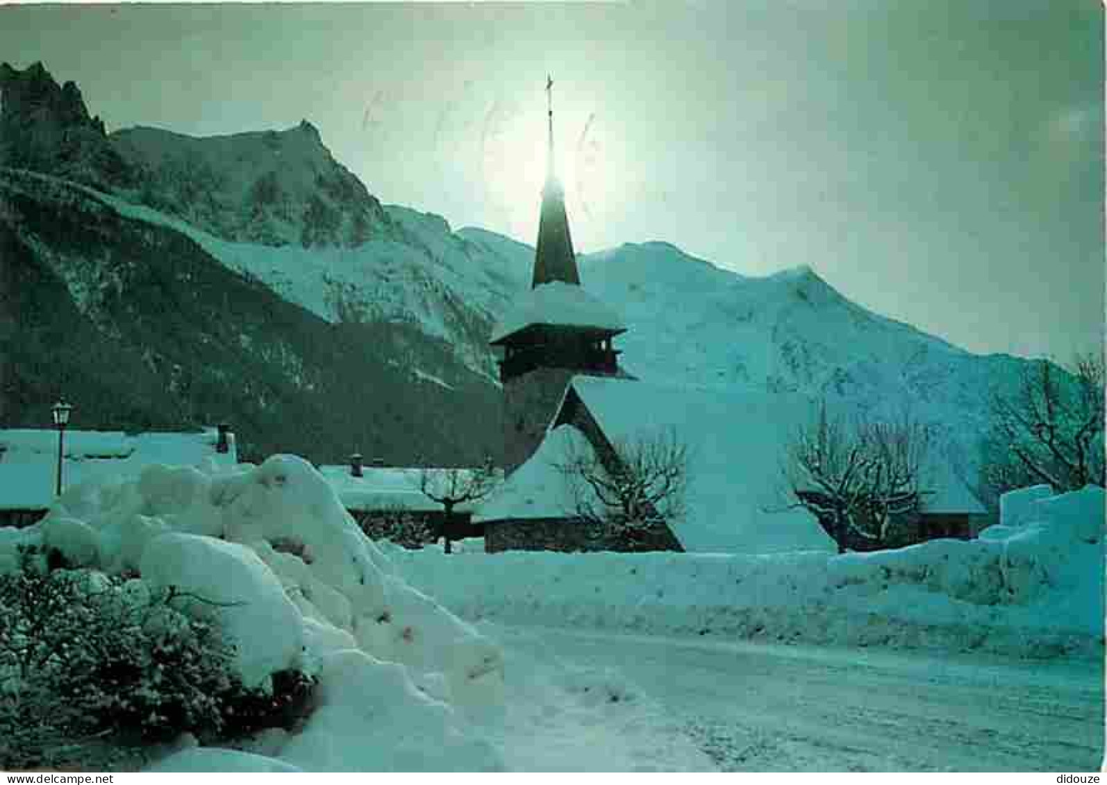 74 - Chamonix - Mont-Blanc - Chapelle Des Praz - Massif Du Mont-Blanc - Neige - Hiver - Flamme Postale - CPM - Voir Scan - Chamonix-Mont-Blanc