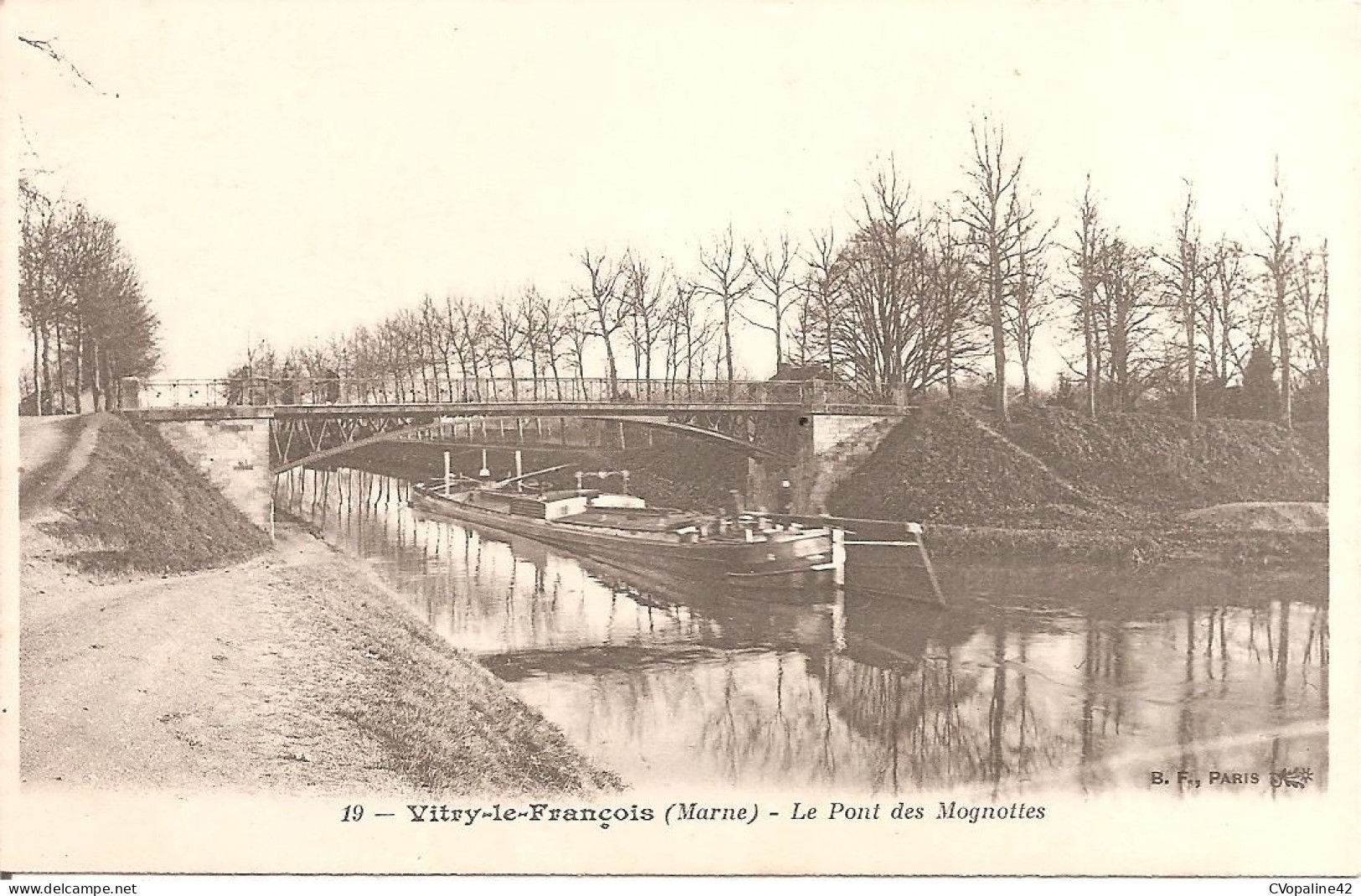 PENICHE - VITRY-LE-FRANCOIS (51) Le Pont Des Mognottes - Péniches