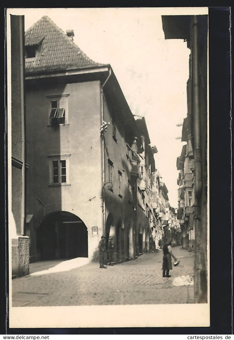 Cartolina Bozen, Strassenpartie Mit Arkaden  - Bolzano (Bozen)