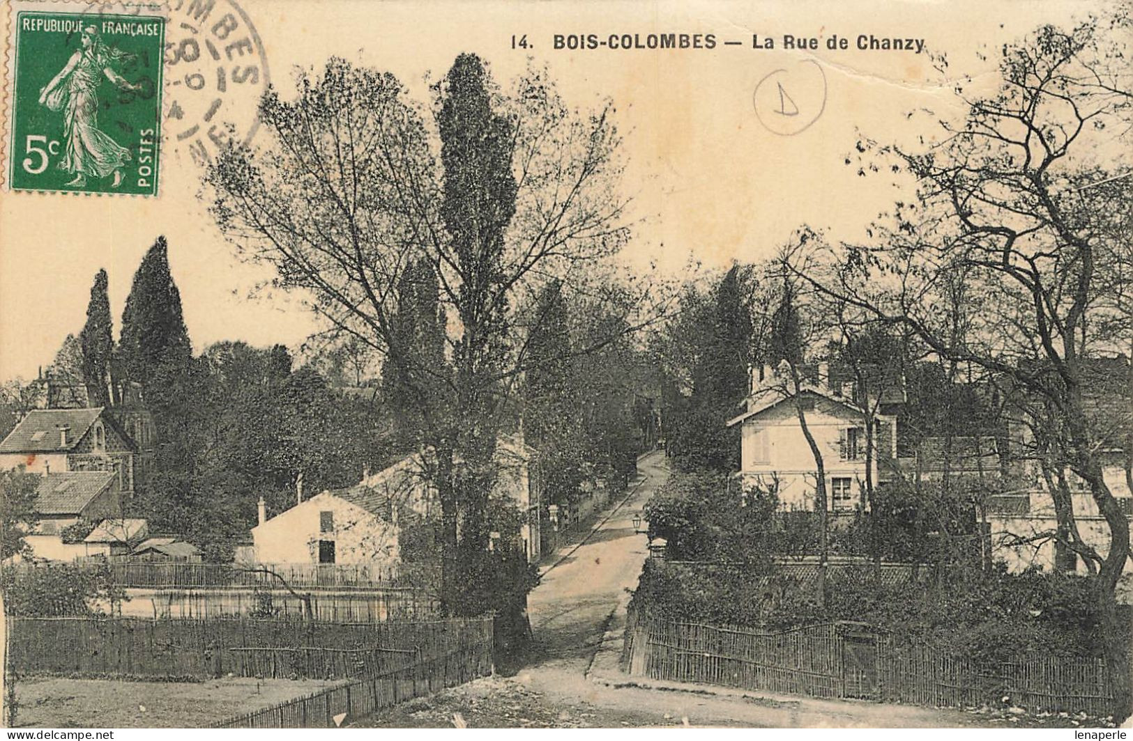 D9939 Bois Colombes La Rue De Chanzy - Autres & Non Classés