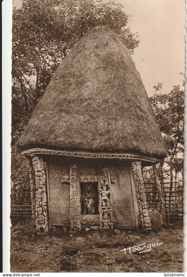 CAMEROUN  Case Bamiléké - Cameroon