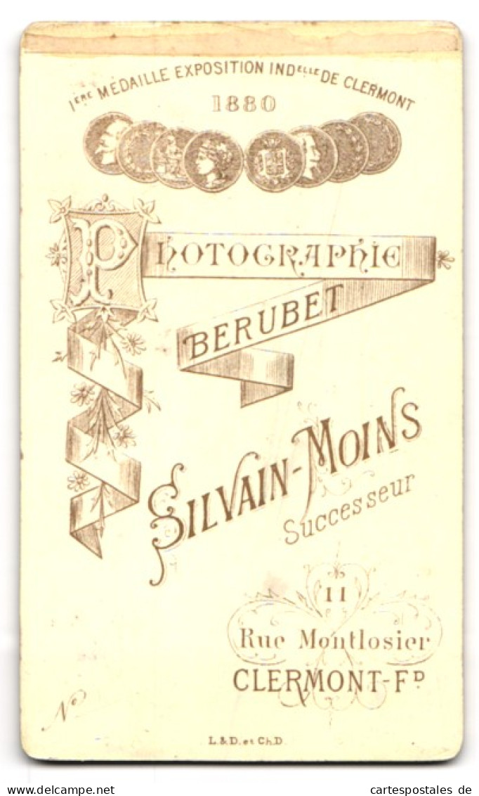 Photo Silvain Moins, Clermont-Ferrand., Rue Montlosier 11, Bürgerlicher Avec Spitzbart Et Zwicker, Seitenportrait  - Anonymous Persons