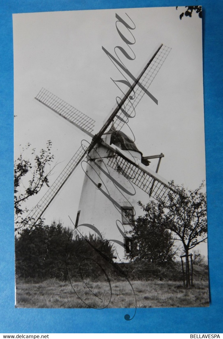 Nil St. Vincent. St. Martin. Moulin A Vent Du Tiège. Molen. Windmolen.  édit Lander Eupen. - Windmills