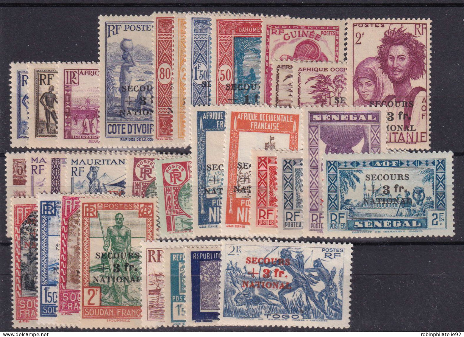 Séries Coloniales1941 Secours National 32 Timbres(quelque Gommes Coloniales) Qualité:** Cote:403 - 1941 Secours National